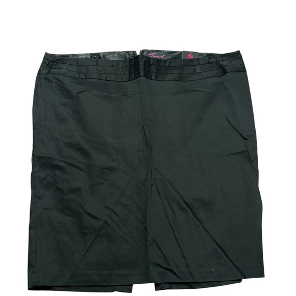 torrid Dresses & Skirts - NWT Torrid Black Pencil Skirt Plus Size 24 Business Casual Holiday Party Stretch